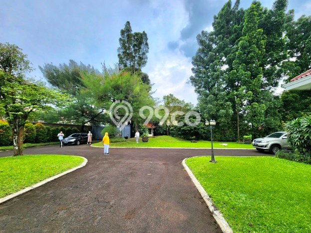 Rumah Strategis di Kemang, Akses ke Kemang, Jakarta Selatan, Jakarta Selatan - 5 KT Rumah Strategis di Kemang, Akses ke Kemang, Jakarta Selatan, Jakarta Selatan - 5 KT