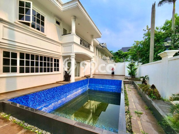 Rumah Strategis di Kemang, Akses ke Kemang, Jakarta Selatan, Jakarta Selatan - LT 973m² Rumah Strategis di Kemang, Akses ke Kemang, Jakarta Selatan, Jakarta Selatan - LT 973m²
