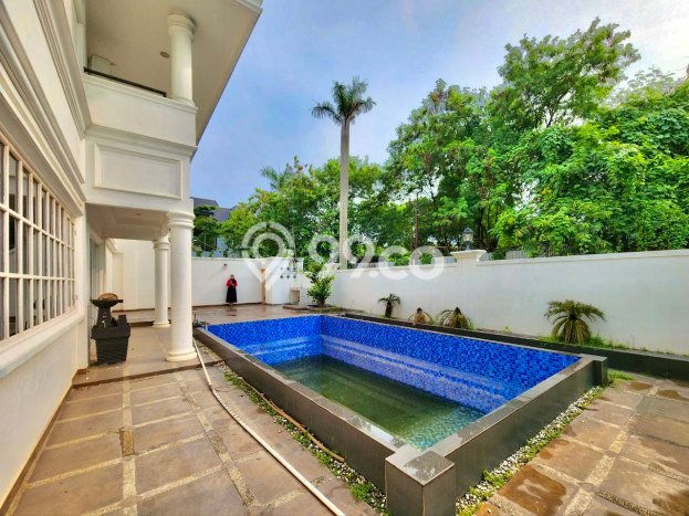 Rumah Strategis di Kemang, Akses ke Kemang, Jakarta Selatan, Jakarta Selatan - LT 973m² Rumah Strategis di Kemang, Akses ke Kemang, Jakarta Selatan, Jakarta Selatan - LT 973m²