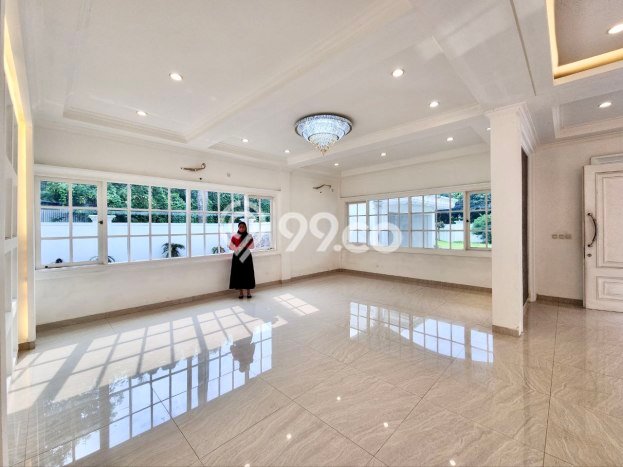 Rumah Strategis di Kemang, Akses ke Kemang, Jakarta Selatan, Jakarta Selatan - LT 973m² Rumah Strategis di Kemang, Akses ke Kemang, Jakarta Selatan, Jakarta Selatan - LT 973m²