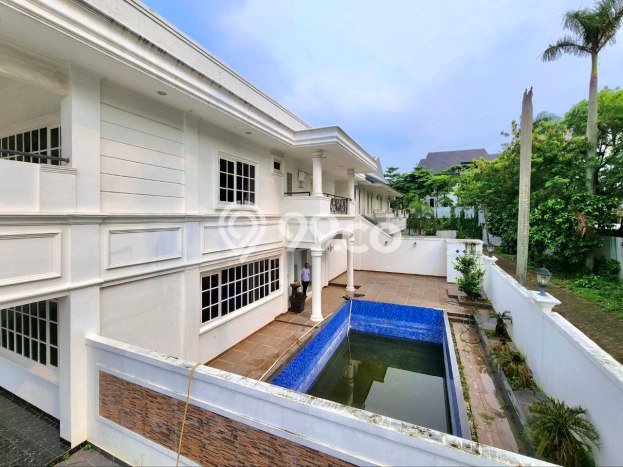 Rumah Strategis di Kemang, Akses ke Kemang, Jakarta Selatan, Jakarta Selatan - LT 973m² Rumah Strategis di Kemang, Akses ke Kemang, Jakarta Selatan, Jakarta Selatan - LT 973m²