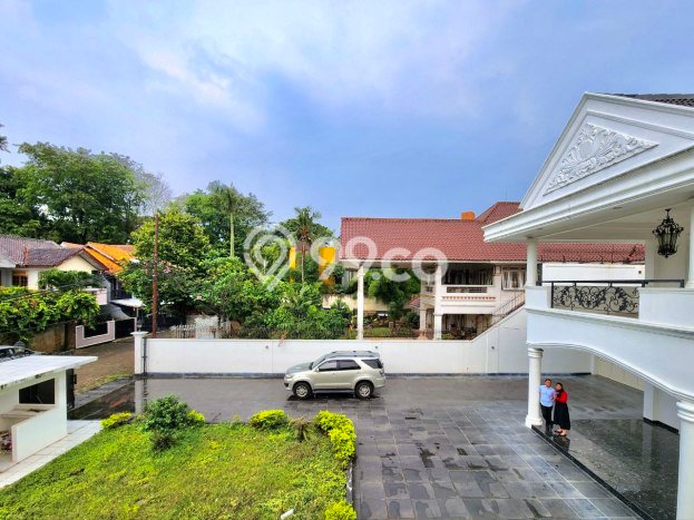 Rumah Strategis di Kemang, Akses ke Kemang, Jakarta Selatan, Jakarta Selatan - LT 973m² Rumah Strategis di Kemang, Akses ke Kemang, Jakarta Selatan, Jakarta Selatan - LT 973m²