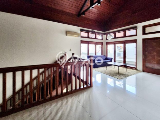 BEST CHOICE! Rumah area Kemang, LT 1117m² Bangunan 900m² BEST CHOICE! Rumah area Kemang, LT 1117m² Bangunan 900m²