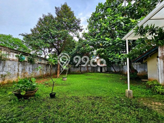 Rumah Lokasi Strategis di patra kuningan, Jakarta Selatan, LT 788m² LB 372m² Rumah Lokasi Strategis di patra kuningan, Jakarta Selatan, LT 788m² LB 372m²