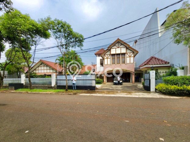 EXCLUSIVE OFFER! Rumah kawasan Kuningan, 4 KM, Lingkungan Elite, LT 1010m² Bangunan 600m² EXCLUSIVE OFFER! Rumah kawasan Kuningan, 4 KM, Lingkungan Elite, LT 1010m² Bangunan 600m²