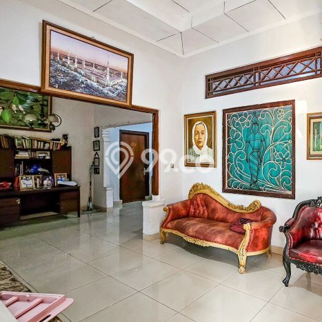 PROPERTI UNGGULAN! Rumah Strategis area Kuningan, Luas 753m² LB 900m² PROPERTI UNGGULAN! Rumah Strategis area Kuningan, Luas 753m² LB 900m²