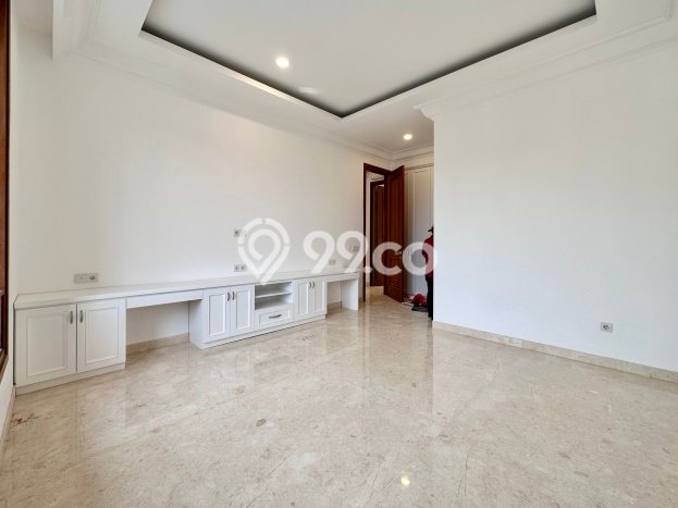 BEST PRICE! Rumah Berkualitas di Kemang, Luas 600m² LB 700m² BEST PRICE! Rumah Berkualitas di Kemang, Luas 600m² LB 700m²
