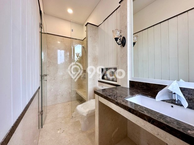 BEST PRICE! Rumah Berkualitas di Kemang, Luas 600m² LB 700m² BEST PRICE! Rumah Berkualitas di Kemang, Luas 600m² LB 700m²