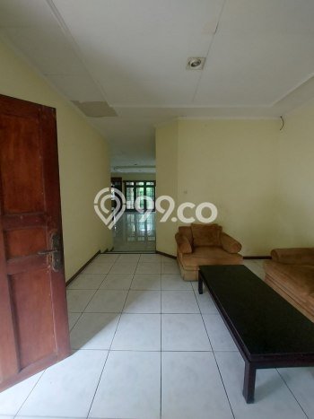 Hunian Mewah Siap Huni LT 942m2 di Mampang Prapatan, Jakarta Selatan Hunian Mewah Siap Huni LT 942m2 di Mampang Prapatan, Jakarta Selatan
