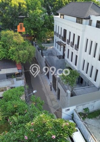 Rumah Luxury Modern Tanpa Renovasi di Kemang Jakarta Selatan Rumah Luxury Modern Tanpa Renovasi di Kemang Jakarta Selatan