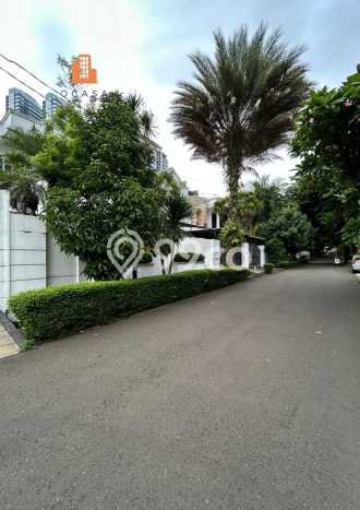 Rumah Elit LB 650m2 Siap Huni Desain Elegan di Mega Kuningan, Jakarta Selatan Rumah Elit LB 650m2 Siap Huni Desain Elegan di Mega Kuningan, Jakarta Selatan