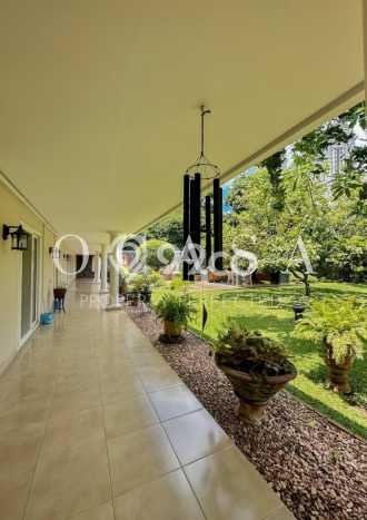 Jual Rumah Luas Megah Dengan View Cantik di Permata Hijau, Jakarta Selatan Jual Rumah Luas Megah Dengan View Cantik di Permata Hijau, Jakarta Selatan