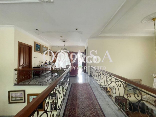 Jual Rumah Luas Elegan Dengan View Eksklusif di Ampera, Jakarta Selatan Jual Rumah Luas Elegan Dengan View Eksklusif di Ampera, Jakarta Selatan