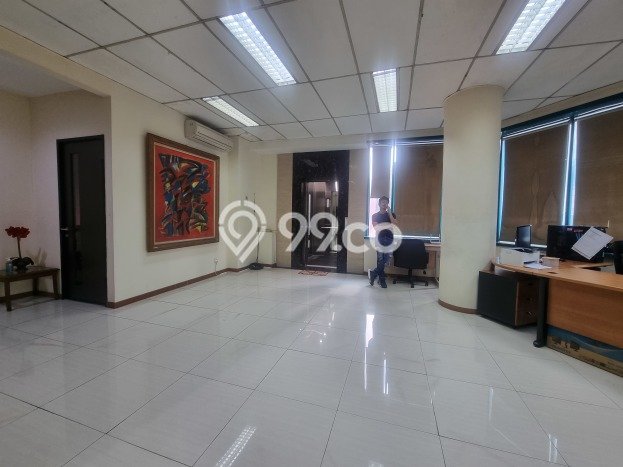 Komersial Dijual di Jakarta Selatan LT 229m2 & LB 1000m2 Lokasi Terbaik! Komersial Dijual di Jakarta Selatan LT 229m2 & LB 1000m2 Lokasi Terbaik!