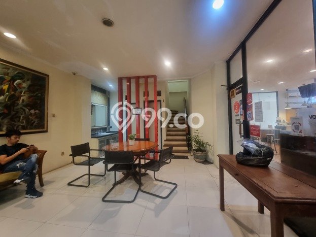 Komersial Dijual di Jakarta Selatan LT 229m2 & LB 1000m2 Lokasi Terbaik! Komersial Dijual di Jakarta Selatan LT 229m2 & LB 1000m2 Lokasi Terbaik!