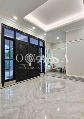 For Sale Rumah Elit Exclusive di Menteng, Jakarta Pusat For Sale Rumah Elit Exclusive di Menteng, Jakarta Pusat