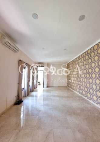 Hunian Modern Untuk Disewakan di Pondok Indah Jakarta Selatan 4 KT & 5 KM Hunian Modern Untuk Disewakan di Pondok Indah Jakarta Selatan 4 KT & 5 KM
