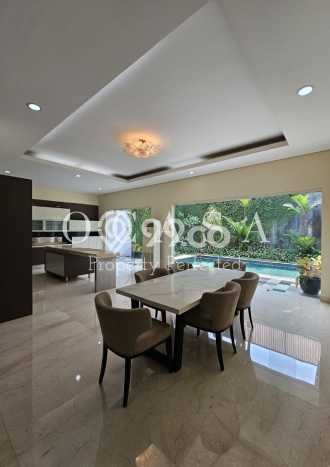 Rumah Luxury Modern Siap Huni di Pondok Indah Jakarta Selatan Rumah Luxury Modern Siap Huni di Pondok Indah Jakarta Selatan
