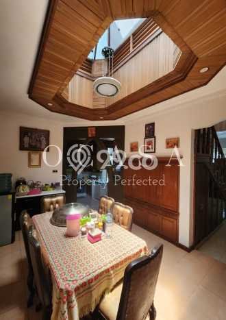 Dijual Rumah Luas Megah Dengan View Cantik di Tanah Kusir, Jakarta Selatan Dijual Rumah Luas Megah Dengan View Cantik di Tanah Kusir, Jakarta Selatan