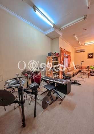 Jual Rumah Mewah Megah Dengan View Eksklusif di Pantai Mutiara, Jakarta Utara Jual Rumah Mewah Megah Dengan View Eksklusif di Pantai Mutiara, Jakarta Utara