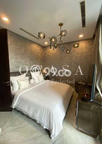Rumah Mewah LB 456m2 Siap Huni Desain Elegan di Simprug, Jakarta Selatan Rumah Mewah LB 456m2 Siap Huni Desain Elegan di Simprug, Jakarta Selatan
