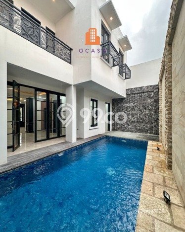 Rumah Eksklusif Dijual LT 250m2 di Kebayoran Baru, Jakarta Selatan Rumah Eksklusif Dijual LT 250m2 di Kebayoran Baru, Jakarta Selatan
