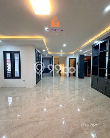 Rumah Eksklusif Dijual LT 250m2 di Kebayoran Baru, Jakarta Selatan Rumah Eksklusif Dijual LT 250m2 di Kebayoran Baru, Jakarta Selatan
