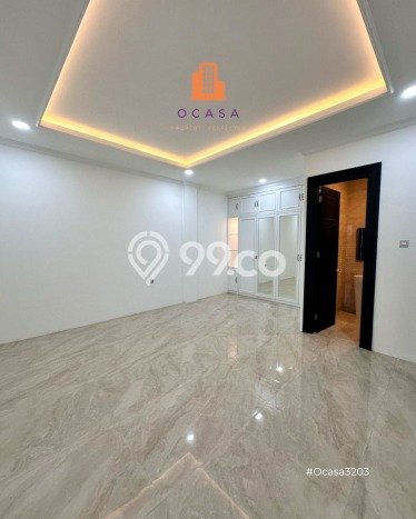 Rumah Eksklusif Dijual LT 250m2 di Kebayoran Baru, Jakarta Selatan Rumah Eksklusif Dijual LT 250m2 di Kebayoran Baru, Jakarta Selatan