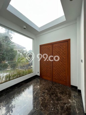 Hunian Elit LB 654m2 Siap Pakai Desain Elegan di Pondok Indah, Jakarta Selatan Hunian Elit LB 654m2 Siap Pakai Desain Elegan di Pondok Indah, Jakarta Selatan