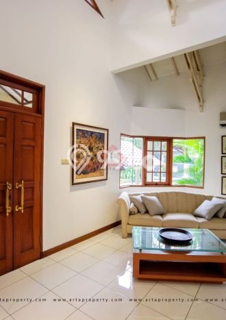 Hunian Elit LB 650m2 Siap Pakai Desain Elegan di Lebak Bulus, Jakarta Selatan Hunian Elit LB 650m2 Siap Pakai Desain Elegan di Lebak Bulus, Jakarta Selatan