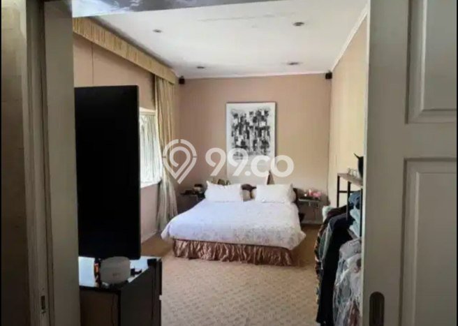 Siap Huni Hunian Elit 4 Kamar di Kebayoran Baru Dekat ke Mana Pun Siap Huni Hunian Elit 4 Kamar di Kebayoran Baru Dekat ke Mana Pun