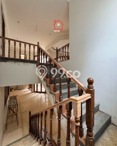 Ready to Use! Luxury House LT 650m2 Desain Elegan di Lebak Bulus Ready to Use! Luxury House LT 650m2 Desain Elegan di Lebak Bulus