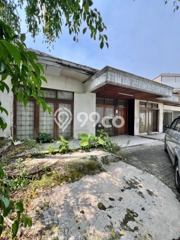 Rumah Luxury Modern Siap Huni di Senopati Jakarta Selatan Rumah Luxury Modern Siap Huni di Senopati Jakarta Selatan