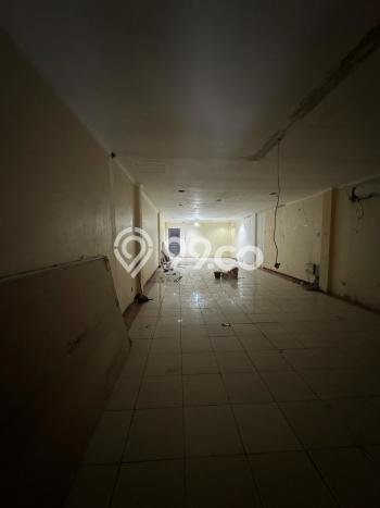 Ruko Bagus Dijual LB 350m2 Lokasi Strategis Jakarta Selatan Area Cocok untuk Berbisnis Ruko Bagus Dijual LB 350m2 Lokasi Strategis Jakarta Selatan Area Cocok untuk Berbisnis