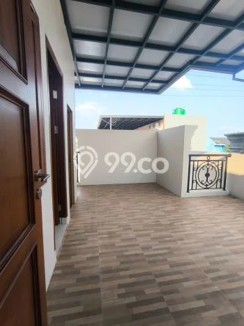 Rumah Strategis Modern Lb 90m2 di Ciracas, Jakarta Timur Rumah Strategis Modern Lb 90m2 di Ciracas, Jakarta Timur