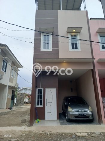 Rumah Strategis Minimalis Lb 50m2 di Ciracas, Jakarta Timur Rumah Strategis Minimalis Lb 50m2 di Ciracas, Jakarta Timur