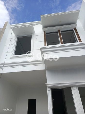 Dijual Rumah Eksklusif 3 KT di Setu, Jakarta Timur Dijual Rumah Eksklusif 3 KT di Setu, Jakarta Timur