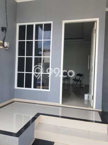 Rumah Modern 3 Kamar LT 72m2 di Jatiwarna Rumah Modern 3 Kamar LT 72m2 di Jatiwarna