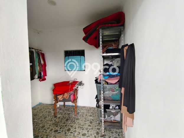 Rumah Luxury Modern Tanpa Renovasi di Cilangkap Jakarta Timur Rumah Luxury Modern Tanpa Renovasi di Cilangkap Jakarta Timur
