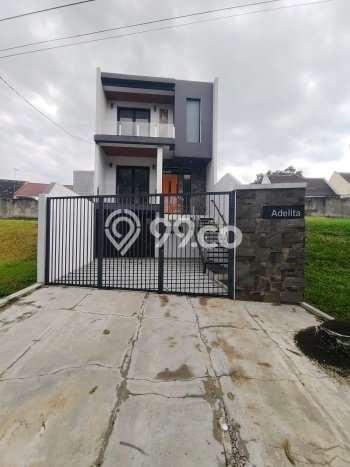 Rumah Mewah Siap Huni LT 160m2 di Cimanggis, Depok Rumah Mewah Siap Huni LT 160m2 di Cimanggis, Depok