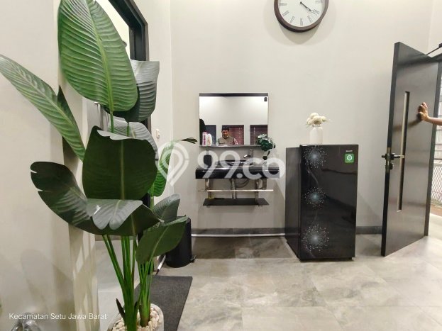 Unit Gudang Dijual di Setu Bekasi 570m2 Unit Gudang Dijual di Setu Bekasi 570m2