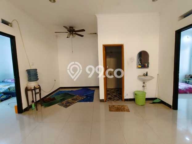 Rumah Luxury Modern Tanpa Renovasi di Cilangkap Jakarta Timur Rumah Luxury Modern Tanpa Renovasi di Cilangkap Jakarta Timur