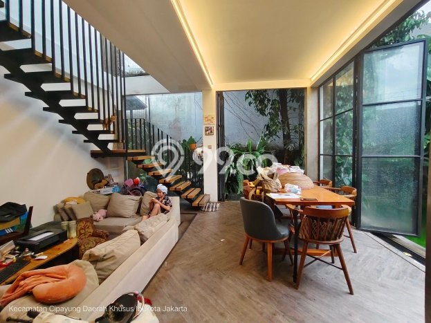 For Sale Rumah 3 Kamar Lokasi Ideal Nyaman dan Strategis di Cipayung For Sale Rumah 3 Kamar Lokasi Ideal Nyaman dan Strategis di Cipayung