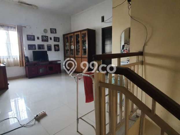 Dijual Rumah Luas Elegan Dengan View Eksklusif di Kampung Rambutan, Jakarta Timur Dijual Rumah Luas Elegan Dengan View Eksklusif di Kampung Rambutan, Jakarta Timur