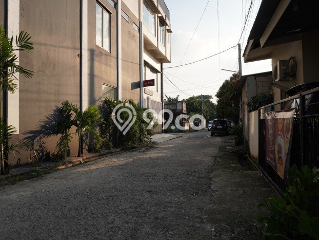Area Ramai! Komersial Dijual di Limo untuk Bisnis Luas Bangunan 1500m2 Area Ramai! Komersial Dijual di Limo untuk Bisnis Luas Bangunan 1500m2