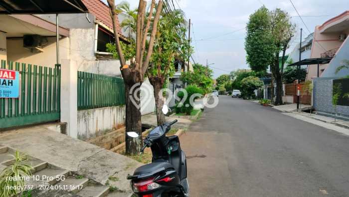 Jual Rumah Eksklusif 3 KT di Pondok Kelapa, Jakarta Timur Jual Rumah Eksklusif 3 KT di Pondok Kelapa, Jakarta Timur