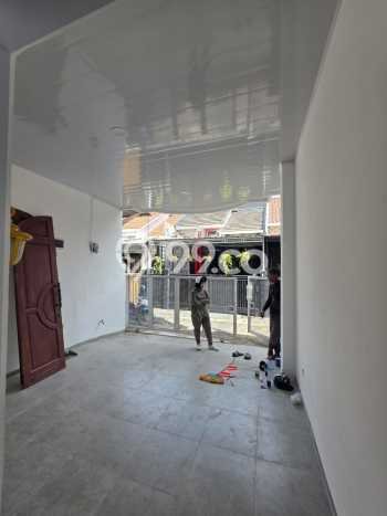 Dijual Rumah Eksklusif 4 KT di Kalisari, Jakarta Timur Dijual Rumah Eksklusif 4 KT di Kalisari, Jakarta Timur