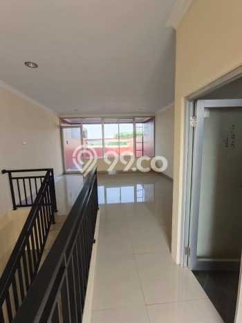 Ruko Dijual di Jakarta Timur LT 72m2 & LB 288m2 Lokasi Terbaik! Ruko Dijual di Jakarta Timur LT 72m2 & LB 288m2 Lokasi Terbaik!