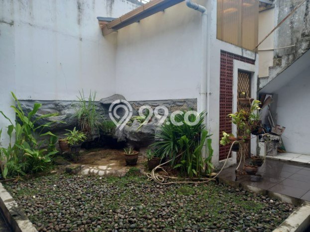 Rumah Mewah Akses Mudah di Jakarta Timur Rumah Mewah Akses Mudah di Jakarta Timur