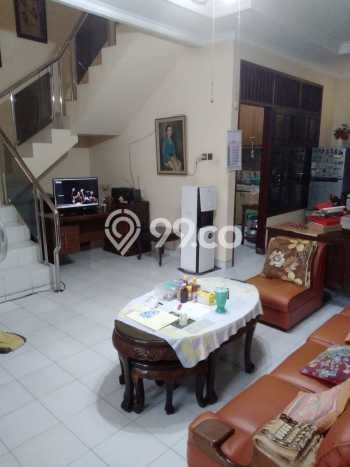 Hunian Mewah Dijual LT 165m2 di Tebet, Jakarta Selatan Hunian Mewah Dijual LT 165m2 di Tebet, Jakarta Selatan